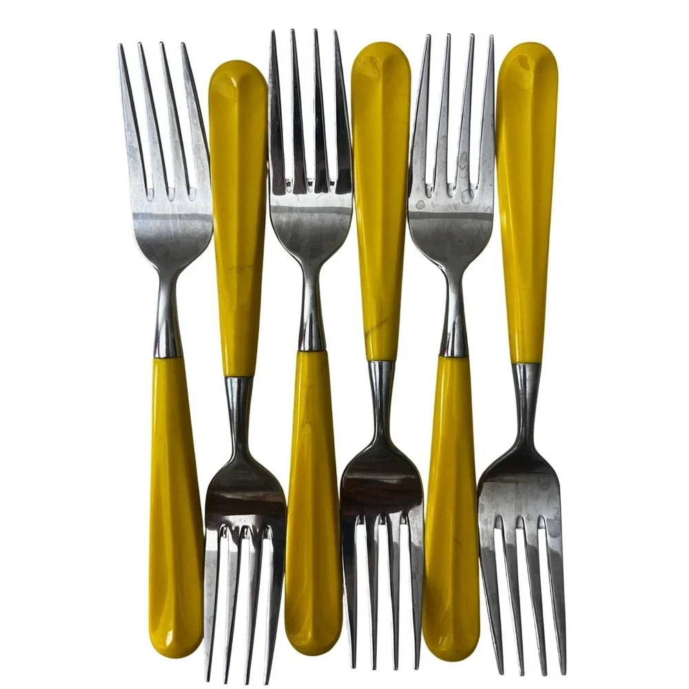 Vintage/Retro Oxford Hall Yellow Handle Stainless Flatware Set 35 Pc‎ Dining